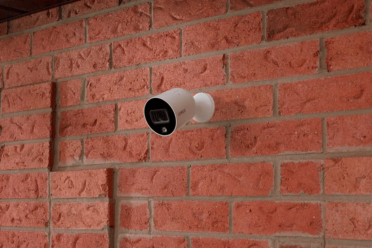 DEAL OF THE DAY! Smart Outdoor WiFi Security Camera With Advanced Active Deterrence