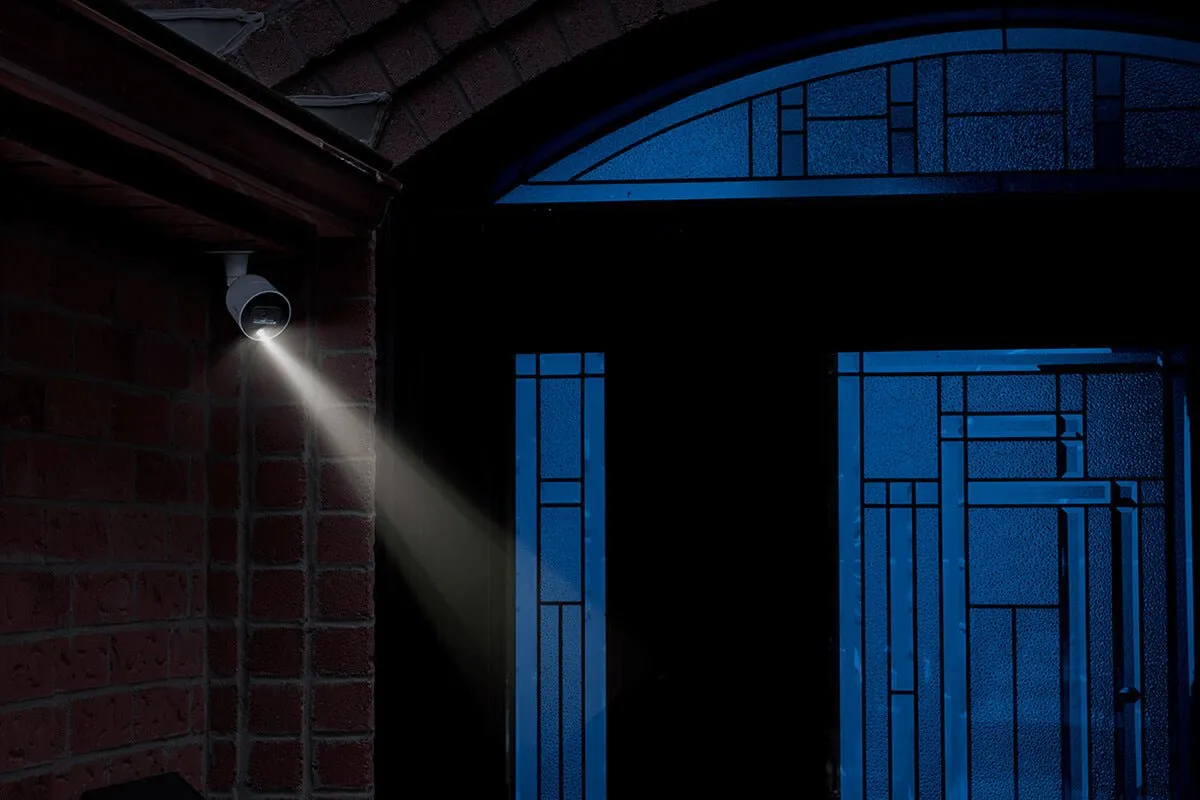 DEAL OF THE DAY! Smart Outdoor WiFi Security Camera With Advanced Active Deterrence