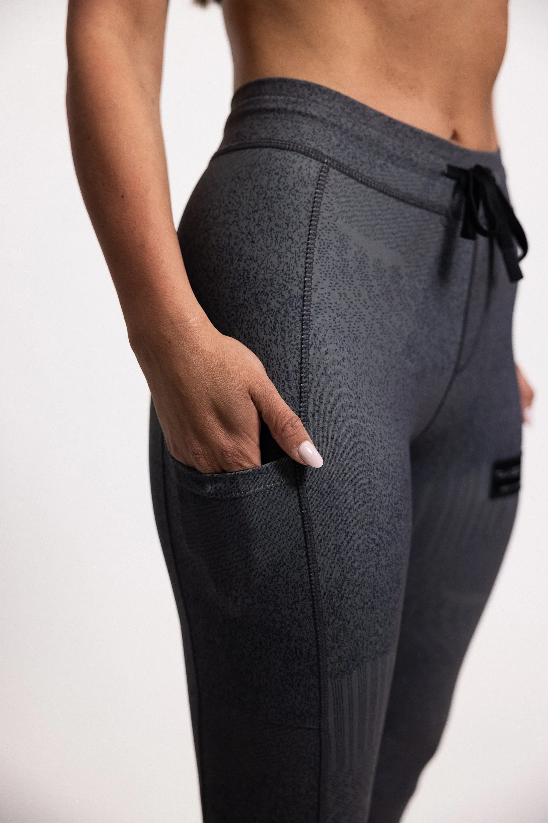 Intensity Jogger Legging - Black Night Vision