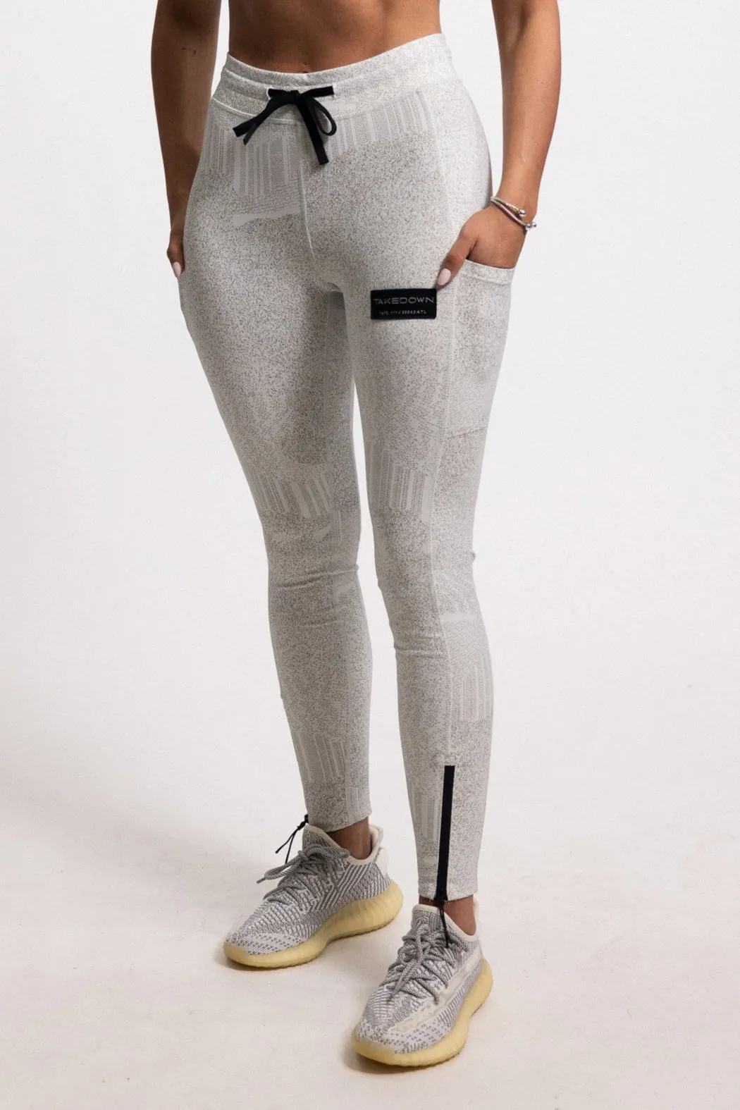 Intensity Jogger Legging - White Night Vision