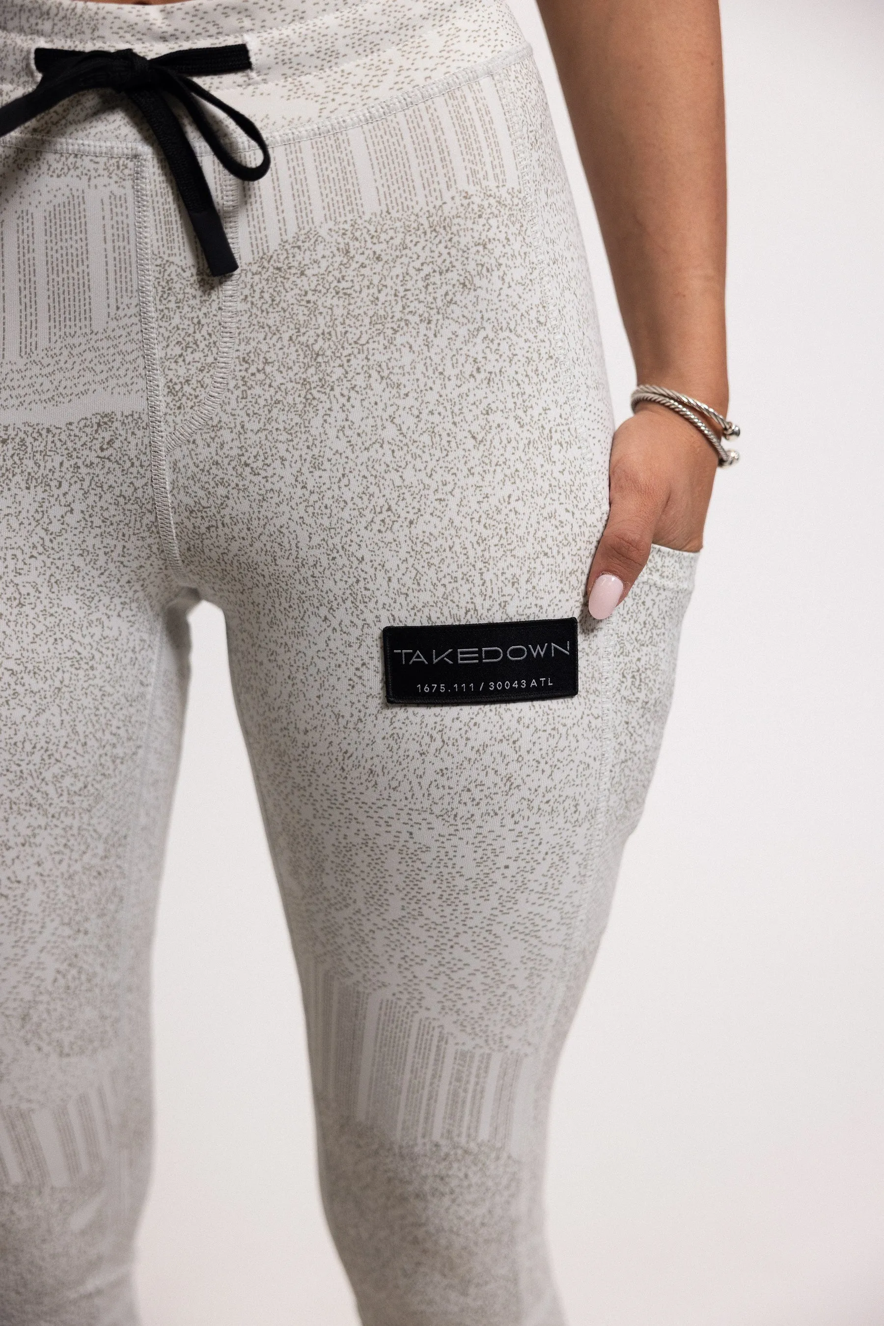 Intensity Jogger Legging - White Night Vision