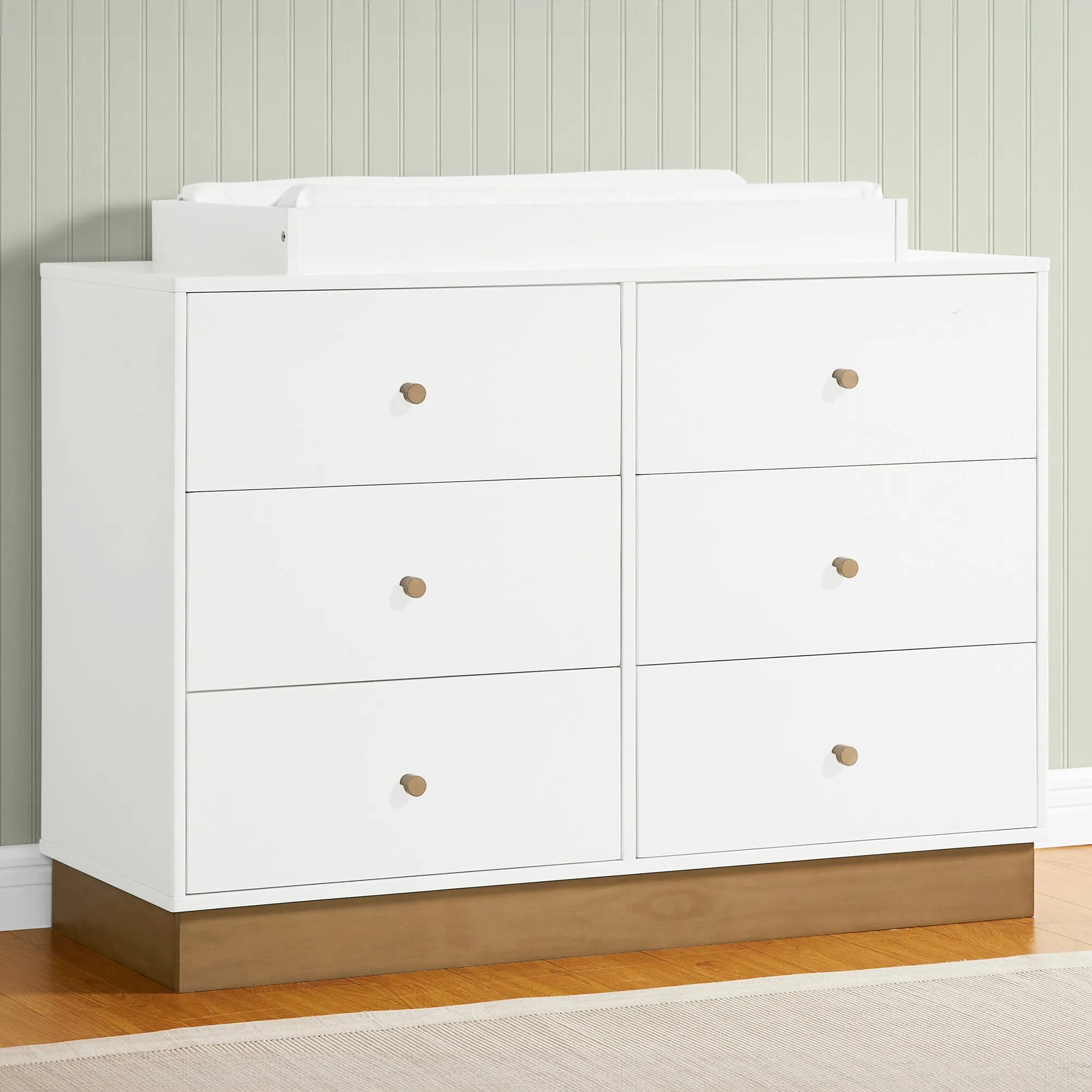 James 6 Drawer Dresser with Changing Top and Interlocking Drawers